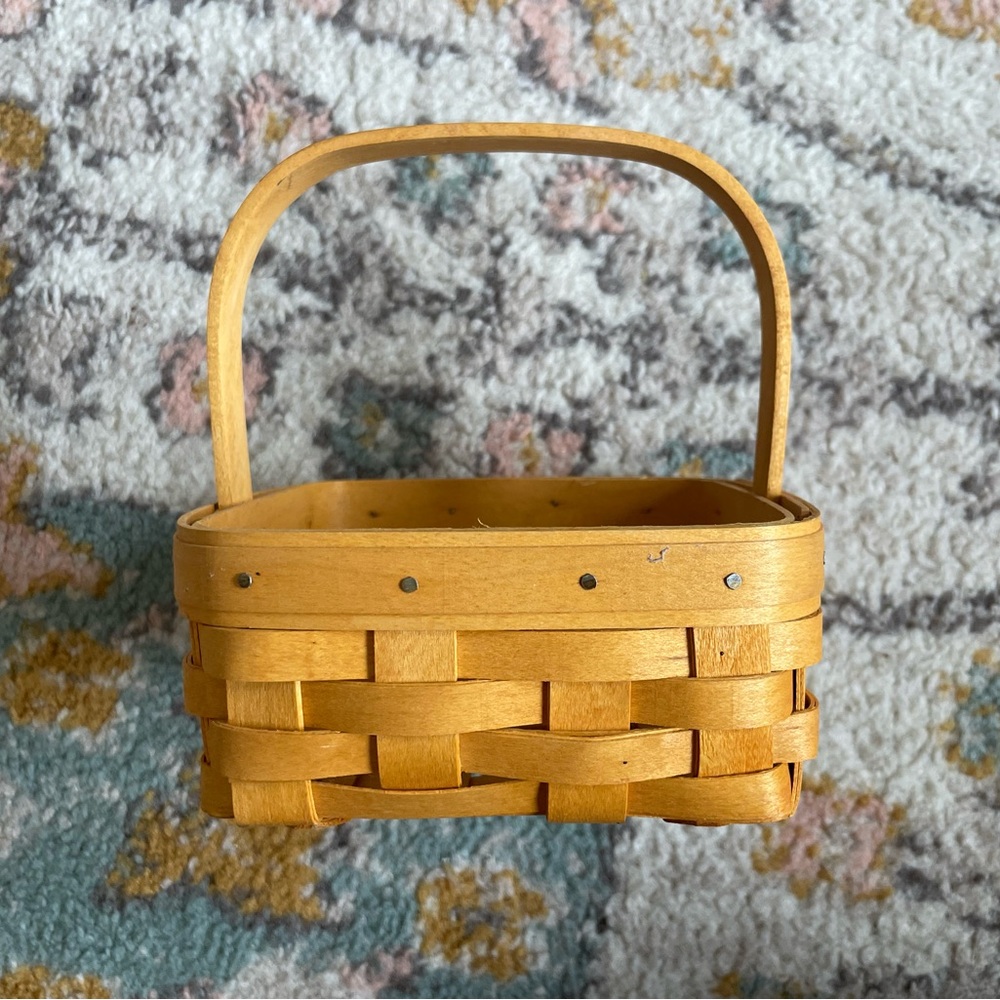 Longaberger 2002 berry basket